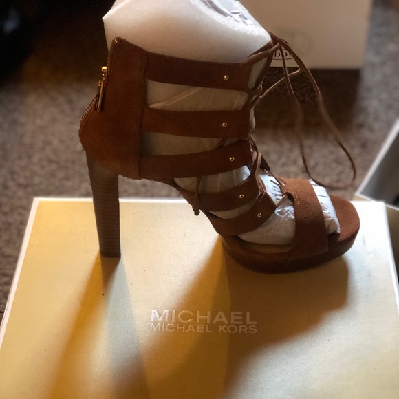Shoes - Authentic Michael kors